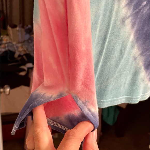 Bua Bua Tie-Dye Top size XL - Picture 2 of 3